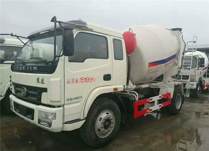 跃进6方搅拌车